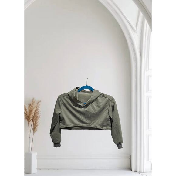 Girls Grey Hoodie Shrug Cropped Top Long Sleeve Size 9 Years Old - Picture 1 of 6